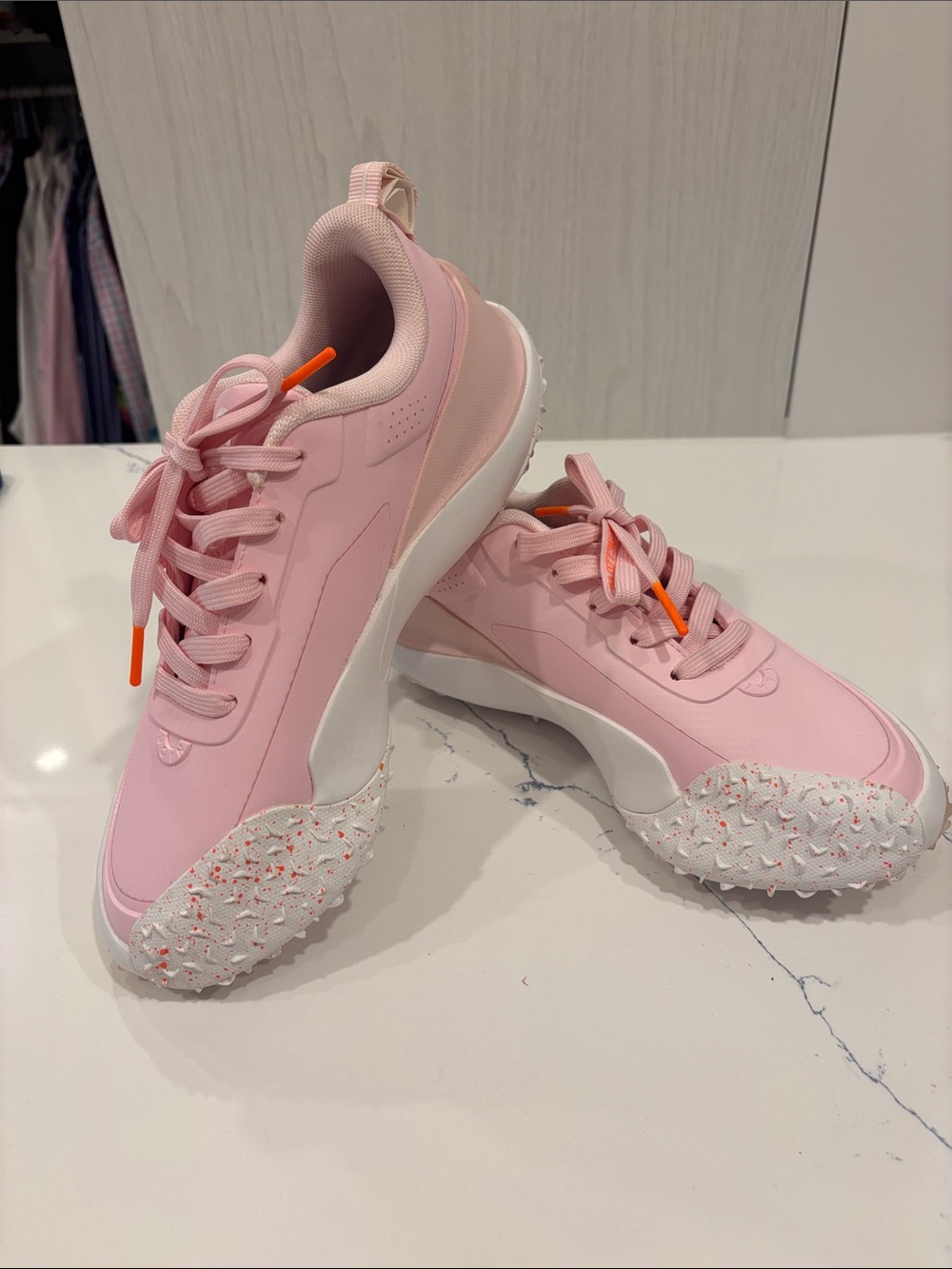 G/FORE G18 Pink spikeless golf shoes. Brand new never worn!